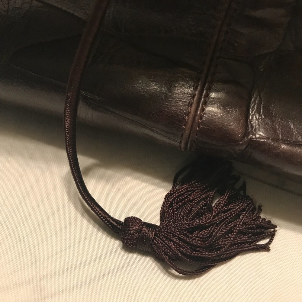 Falor - Picture 3 of 8